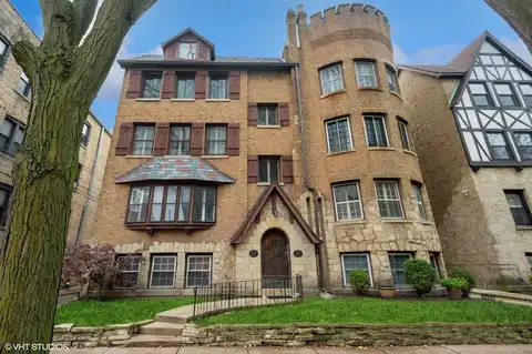 7442 N HOYNE Avenue, Chicago, IL 60645