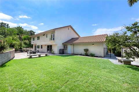 6440 E Oakview Lane, Anaheim Hills, CA 92807