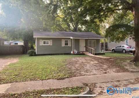 409 10th Avenue SW, Decatur, AL 35601