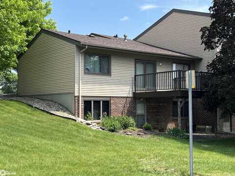 1202 N Clark Street, Carroll, IA 51401