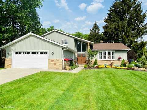 3929 Beechmont Trail, Orange, OH 44122