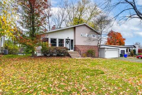 2740 Cedar Hill Road, Cuyahoga Falls, OH 44223