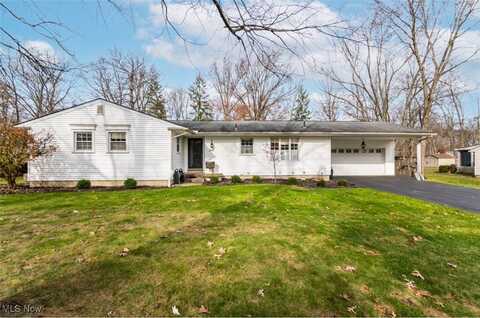 284 Moreland Drive, Canfield, OH 44406