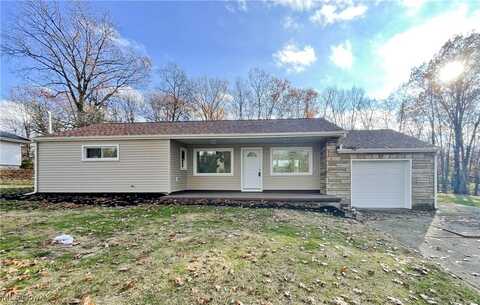 4949 E Radio Road, Austintown, OH 44515