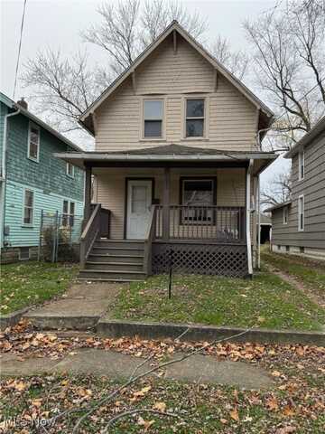 626 W 57th Street, Ashtabula, OH 44004