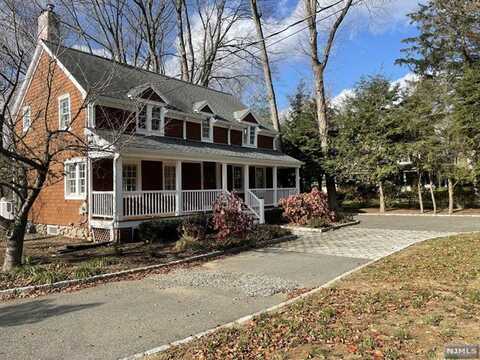 261 East Saddle River Road, Saddle River, NJ 07458