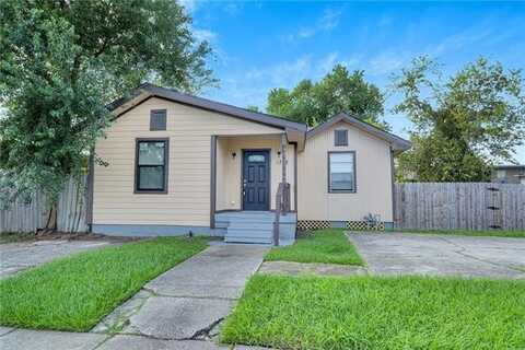 4318 PLUM ORCHARD Street, New Orleans, LA 70126