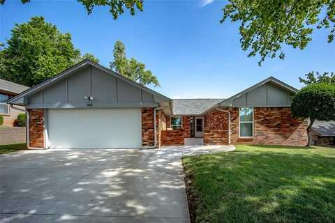 901 Wendy Lane, Edmond, OK 73013