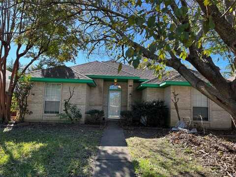 710 AUSTIN Drive, DeSoto, TX 75115