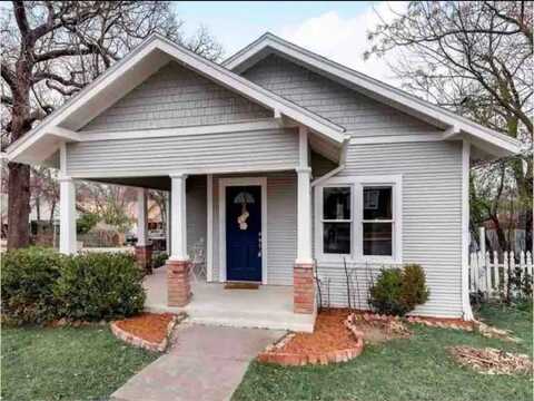 116 E Akard Street, Weatherford, TX 76086