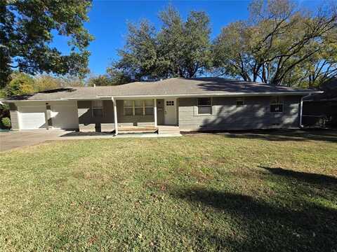 608 Vince Lane, DeSoto, TX 75115