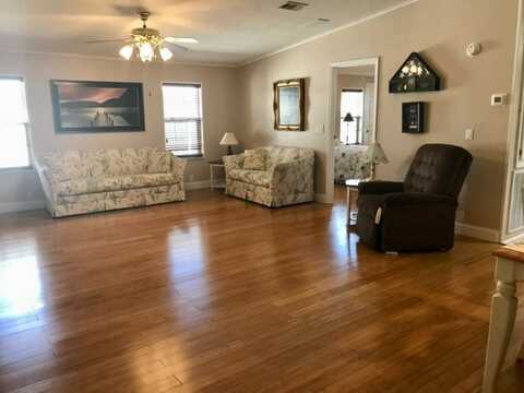 1613 Darrington Ln., Lakeland, FL 33801