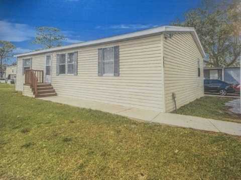 4816 Wilkinson Way, Tampa, FL 33610