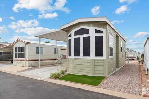 702 S. Meridian Rd., Apache Junction, AZ 85120