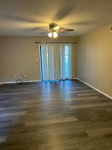 2212 Lacari Apt A3, Magnolia, AR 71753