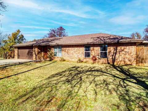 702 E 6th St, Chandler, OK 74834