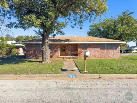 2920 Sunset Circle, Vernon, TX 76384