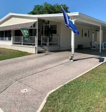 6125 Utopia Dr, Zephyrhills, FL 33540