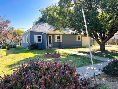 312 N. Douglas, Logan, KS 67646