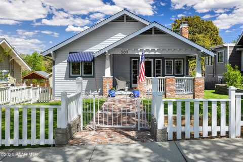 309 S Mount Vernon Avenue, Prescott, AZ 86303