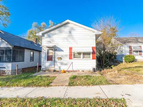 519 E MAYWOOD Avenue, Peoria, IL 61603