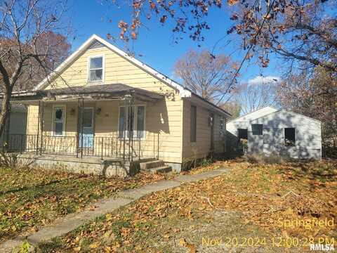 3121 E CARPENTER Street, Springfield, IL 62702