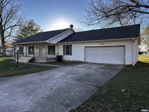 4 WALKER Avenue, Beardstown, IL 62618