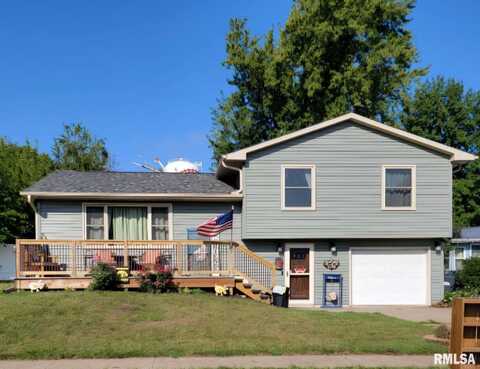 1140 N 13TH Street, Clinton, IA 52732