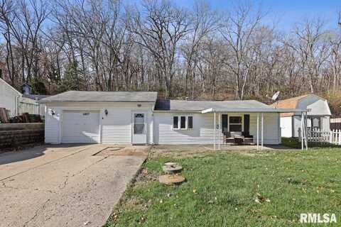 5807 N KOERNER Road, Peoria, IL 61615