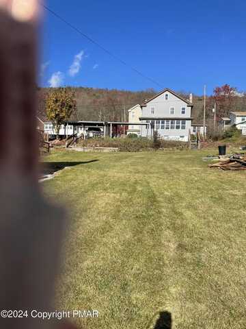 117 E Garibaldi Avenue, Nesquehoning, PA 18240