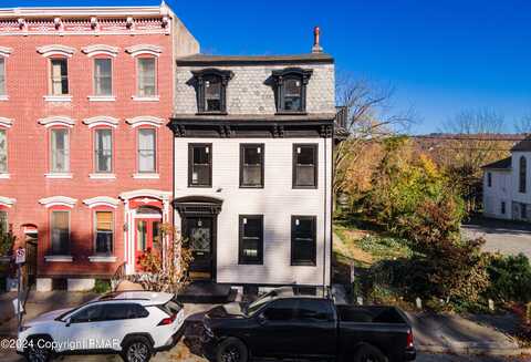 667 Ferry St, Easton, PA 18042