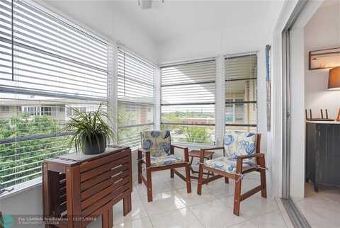 3051 NW 46th Ave, Lauderdale Lakes, FL 33313