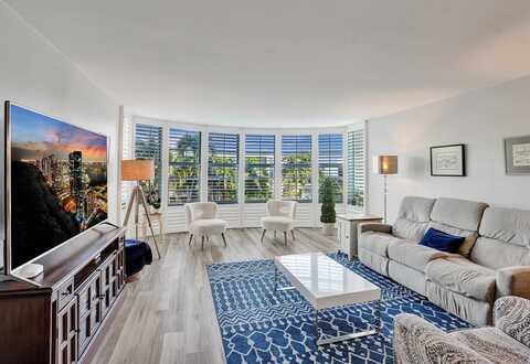 3051 NE 48th St, Fort Lauderdale, FL 33308