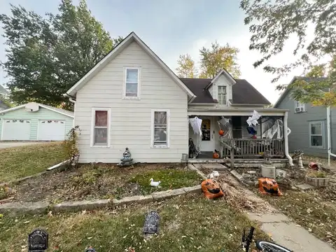 311 Shawnee Street, Hiawatha, KS 66434