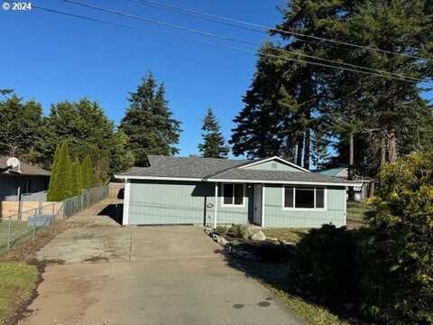 1135 1ST ST, Bandon, OR 97411