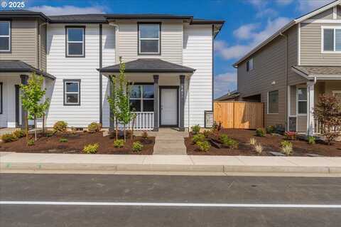 1414 SE Hankel ST, Dallas, OR 97338
