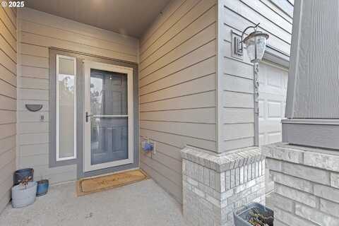 3624 E Oak Grove ST, Newberg, OR 97132