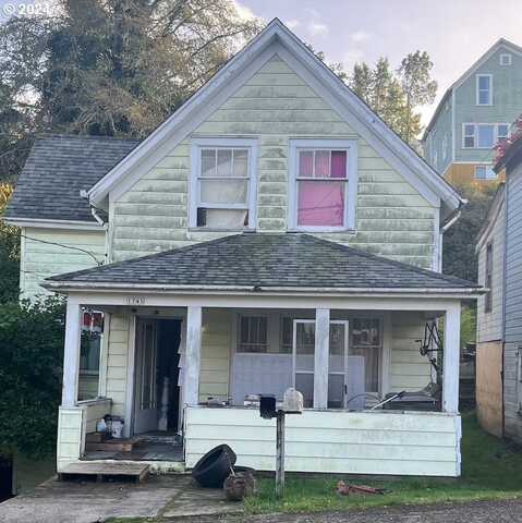 1741 FRANKLIN AVE, Astoria, OR 97103