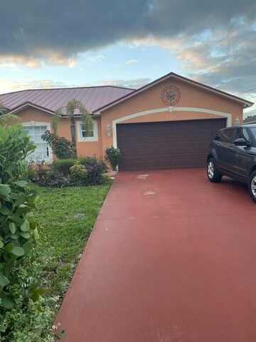 878 SW Squirrel Avenue, Port Saint Lucie, FL 34953