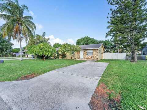 3561 Oberon Avenue, Boynton Beach, FL 33436