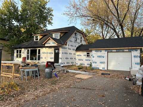 1326 Summit Avenue, St Paul Park, MN 55071