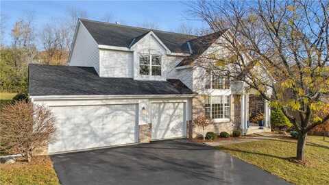 2058 Highgate Circle, Chanhassen, MN 55317