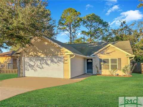 923 Pineland Avenue, Hinesville, GA 31313