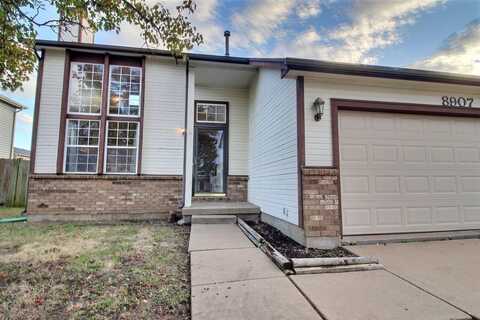 8907 E Cessna St, Wichita, KS 67210