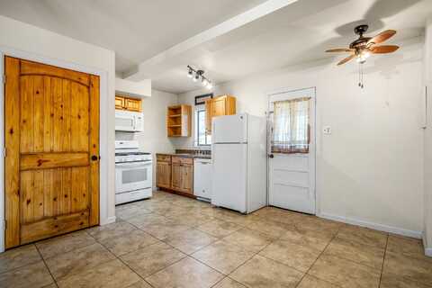 1315 Declovina Street, Santa Fe, NM 87505