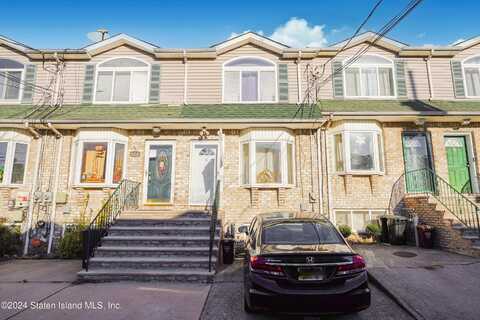 68 Lyceum Court, Staten Island, NY 10310