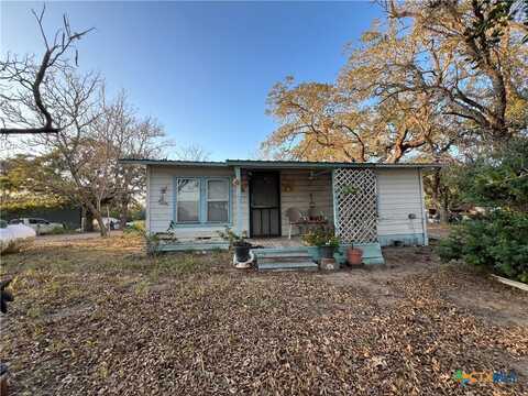 2968 E State Highway 97, Nixon, TX 78140