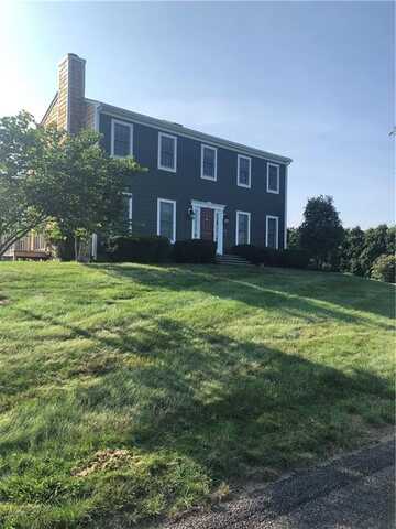 116 Evergreen Drive, Portsmouth, RI 02871