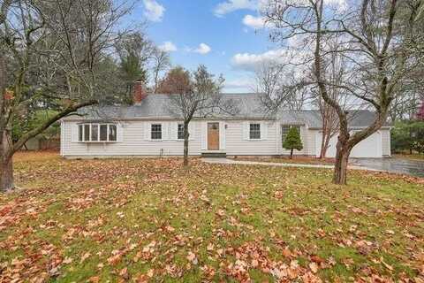 48 Cynthia Road, Seekonk, MA 02771