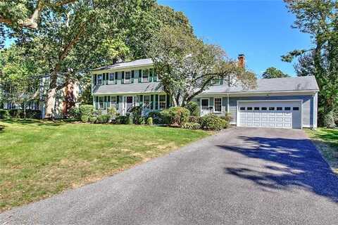 20 Wildflower Road, Barrington, RI 02806